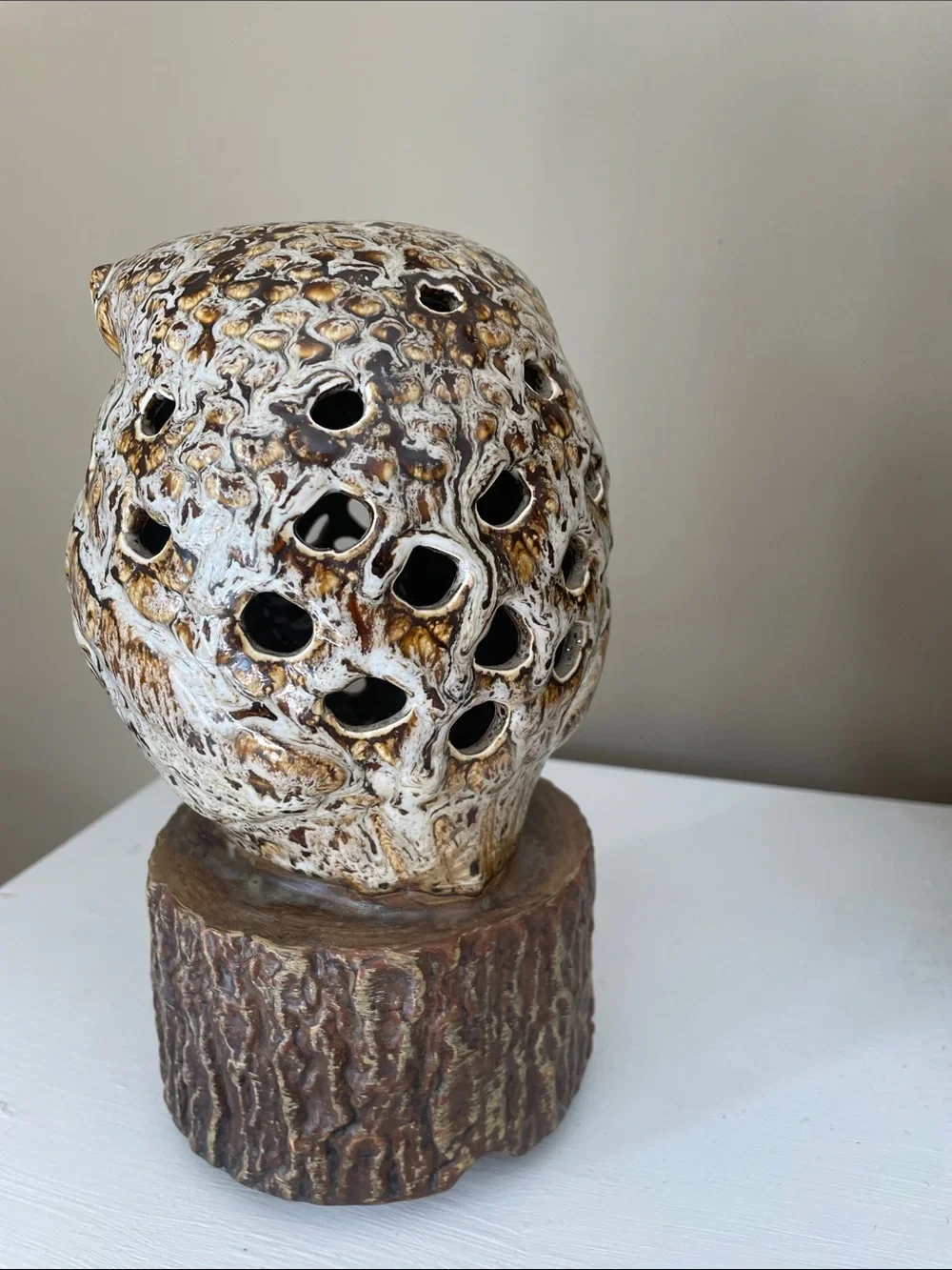 Ceramic owl statute - night lite - fragrance diffuser